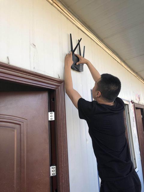 掘進公司北翼項目部把關懷送到員工心坎上