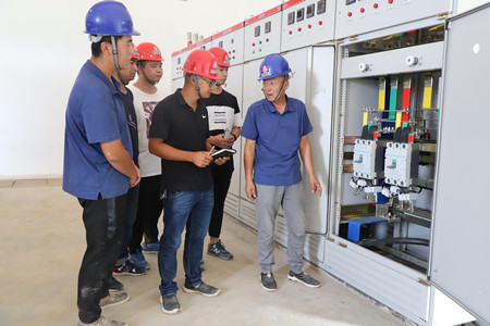 甘做默默奉獻的老黃牛