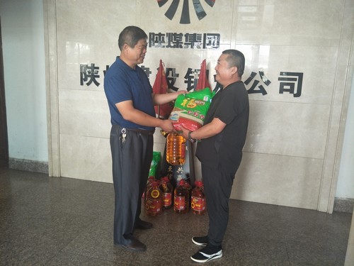 陜煤建設(shè)銅煤公司“八一”慰問 情暖退伍轉(zhuǎn)業(yè)軍人