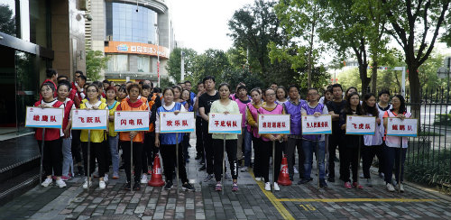 展現(xiàn)追趕精神，奮發(fā)超越活力