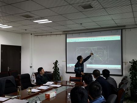 陜煤建設(shè)天工公司總工程師講課開辟技術(shù)人員提升技能新途徑