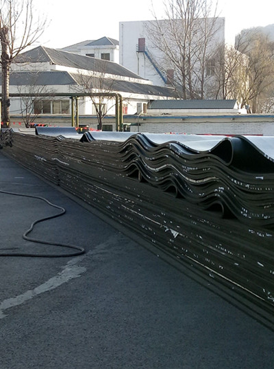 陜煤建設(shè)機(jī)電安裝公司黃陵項目部安裝一號井膠帶機(jī)熱火朝天