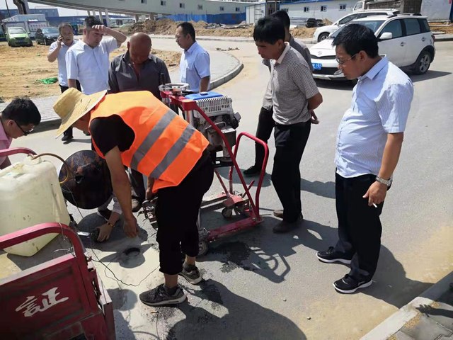 陜煤建設(shè)路橋分公司小保當(dāng)項目順利通過竣工驗收