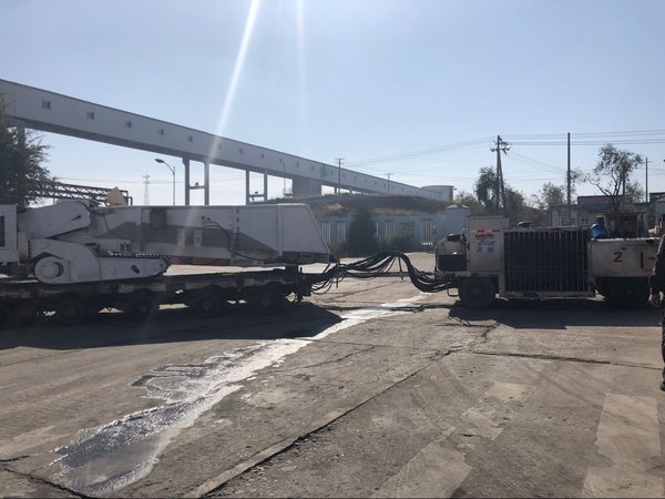 陜煤建設(shè)掘進公司：一機雙巷設(shè)備全部入井開啟新征程