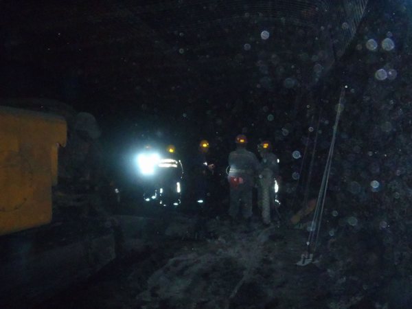 陜煤建設(shè)掘進(jìn)公司：檸條塔項目部順利完成1-2煤貫通任務(wù)