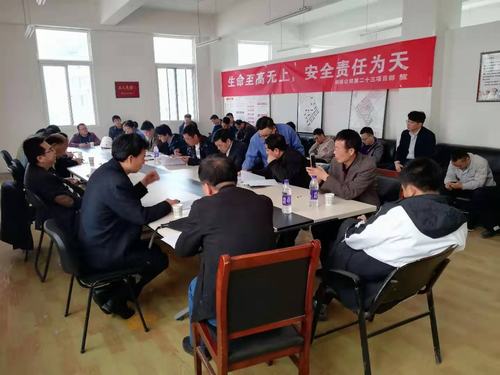 銅煤一、二號(hào)住宅小區(qū)最后一棟住宅樓順利通過竣工驗(yàn)收！