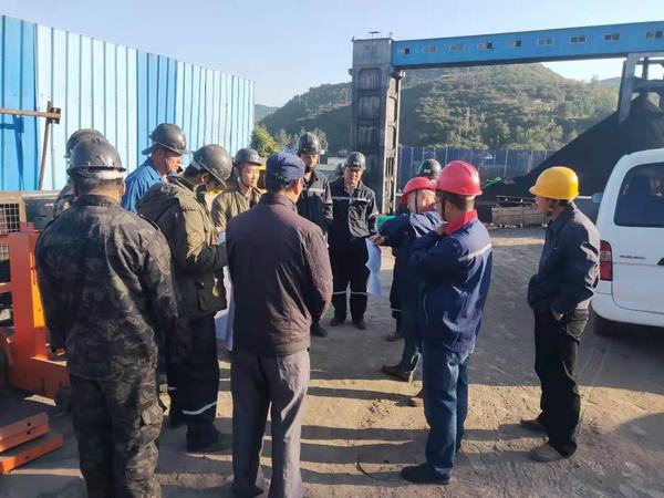 陜煤建設(shè)韓城分公司安裝四項目部深入開展“百日安全”活動助力“雙特百億”奮斗目標(biāo)早日實(shí)現(xiàn)