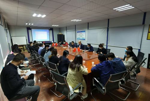 座談交流共提高，凝聚共識促發(fā)展