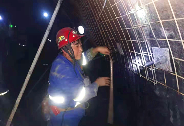 奉獻不言苦，追求無止境