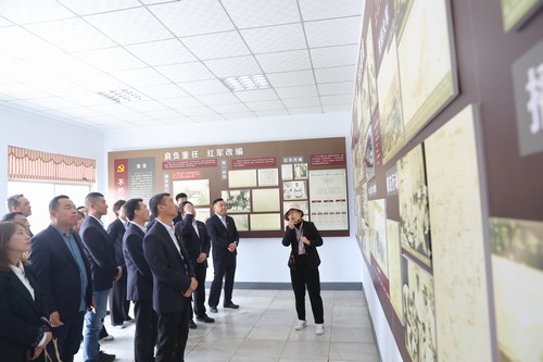 陜煤建設(shè)路橋分公司：沉浸式體驗(yàn) 讓黨史學(xué)習(xí)教育活起來(lái)