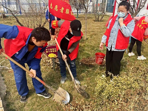 陜煤建設(shè)澄合分公司各基層單位開展“植樹護綠，美麗家園”義務(wù)植樹活動