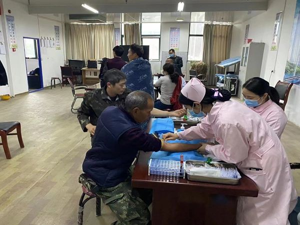 陜煤建設(shè)天工公司龍灣水境項目部為勞務(wù)工友辦實事“花”樣多