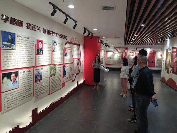 陜煤建設(shè)渭南分公司第五項目部開展參觀學(xué)習(xí)活動加強廉潔教育