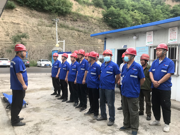 陜煤建設澄合分公司第三安裝隊專培+演練把好施工生產(chǎn)安全關(guān)