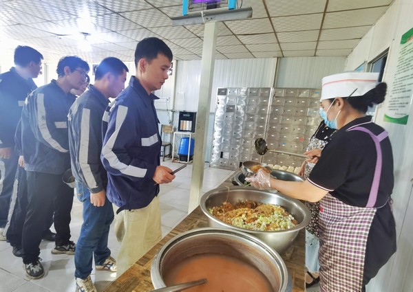 陜煤建設(shè)洗選煤運(yùn)營(yíng)公司紅柳林洗煤廠項(xiàng)目部：吃、住、行著手，把實(shí)事辦到員工心坎里