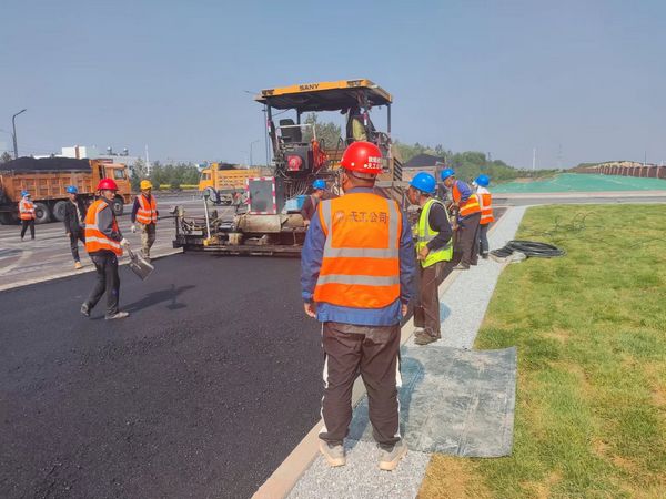 陜煤建設(shè)天工公司土建五部挑燈夜戰(zhàn)，開啟趕“工期”加速度