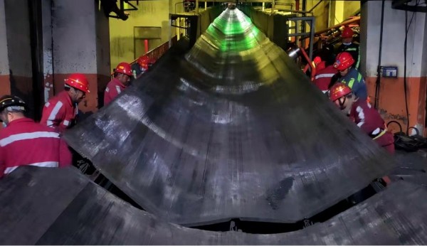 陜煤建設(shè)機(jī)電安裝公司曹家灘項目部38小時完成7項檢修任務(wù)