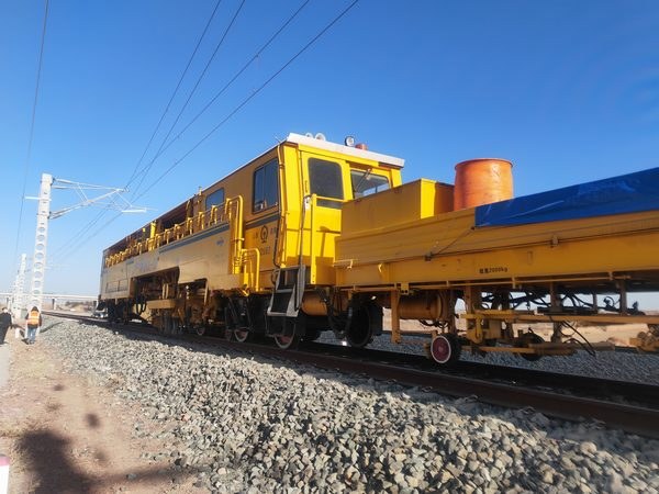 奮戰(zhàn)不停歇，陜煤建設(shè)路橋分公司靖神鐵路項(xiàng)目部完成多個(gè)節(jié)點(diǎn)目標(biāo)任務(wù)