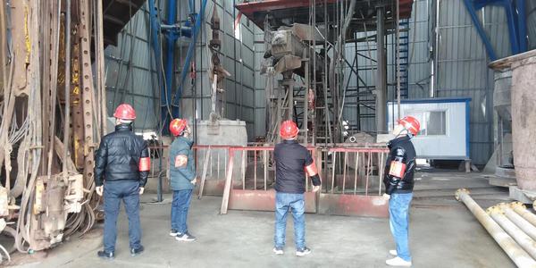 陜煤建設(shè)礦建二公司職工代表安全“糾察隊(duì)”為兩會(huì)保駕護(hù)航