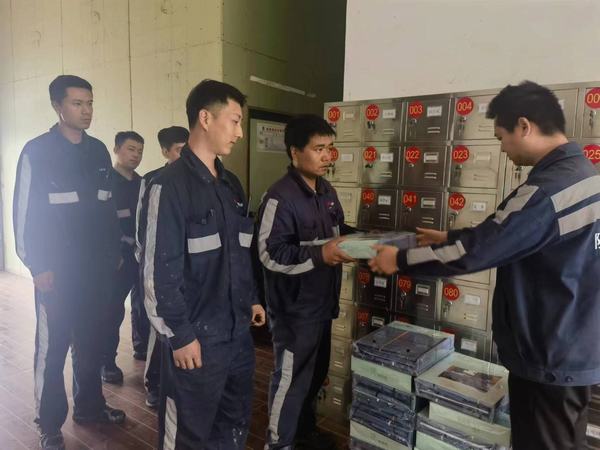 陜煤建設(shè)洗選煤運(yùn)營公司神渭蒲城運(yùn)營項(xiàng)目部：誓將“以人為本”理念貫穿黨建發(fā)展之途