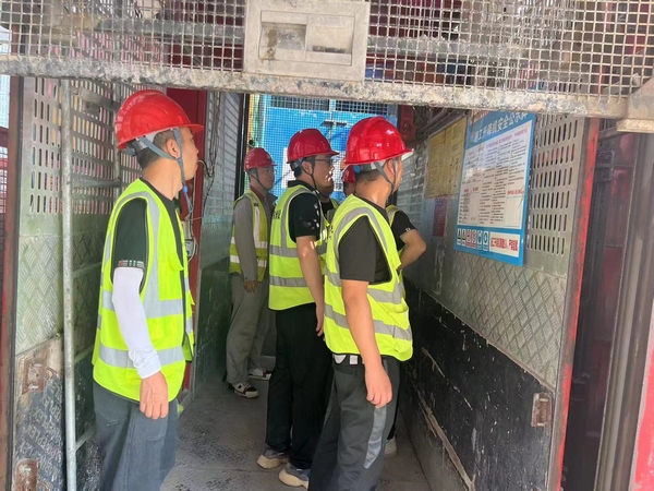 陜煤建設(shè)銅煤公司第九項(xiàng)目部以“安全生產(chǎn)月”活動(dòng)為契機(jī)，全面提升項(xiàng)目安全管理水平