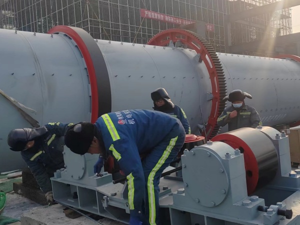 陜煤建設(shè)機(jī)電安裝公司涼水井項(xiàng)目部多措并舉穩(wěn)生產(chǎn)、抓安全、促發(fā)展