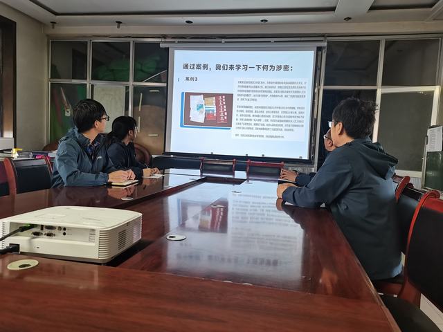 陜煤建設(shè)韓城分公司土建五項(xiàng)目部：“三線并進(jìn)”讓安全教育永遠(yuǎn)在路上！