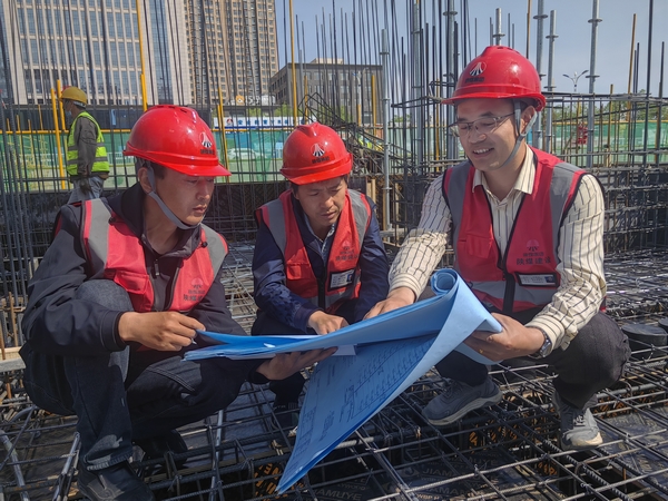 陜煤建設(shè)榆林公司榆溪圣境項目部：堅守現(xiàn)場，做質(zhì)量的捍衛(wèi)者