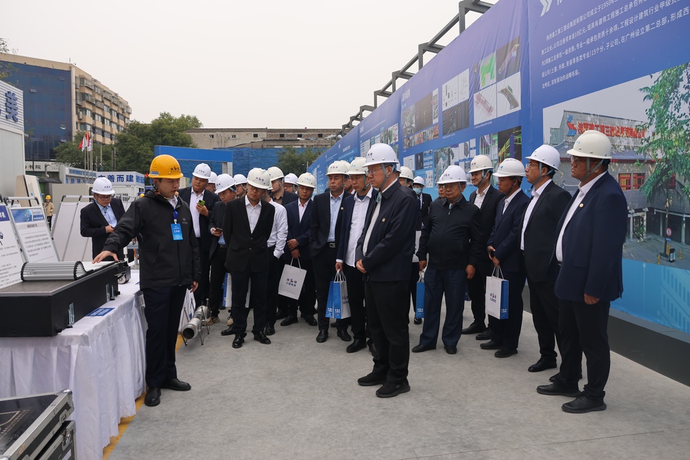 陜煤建設(shè)組織開展項(xiàng)目對(duì)標(biāo)觀摩活動(dòng)