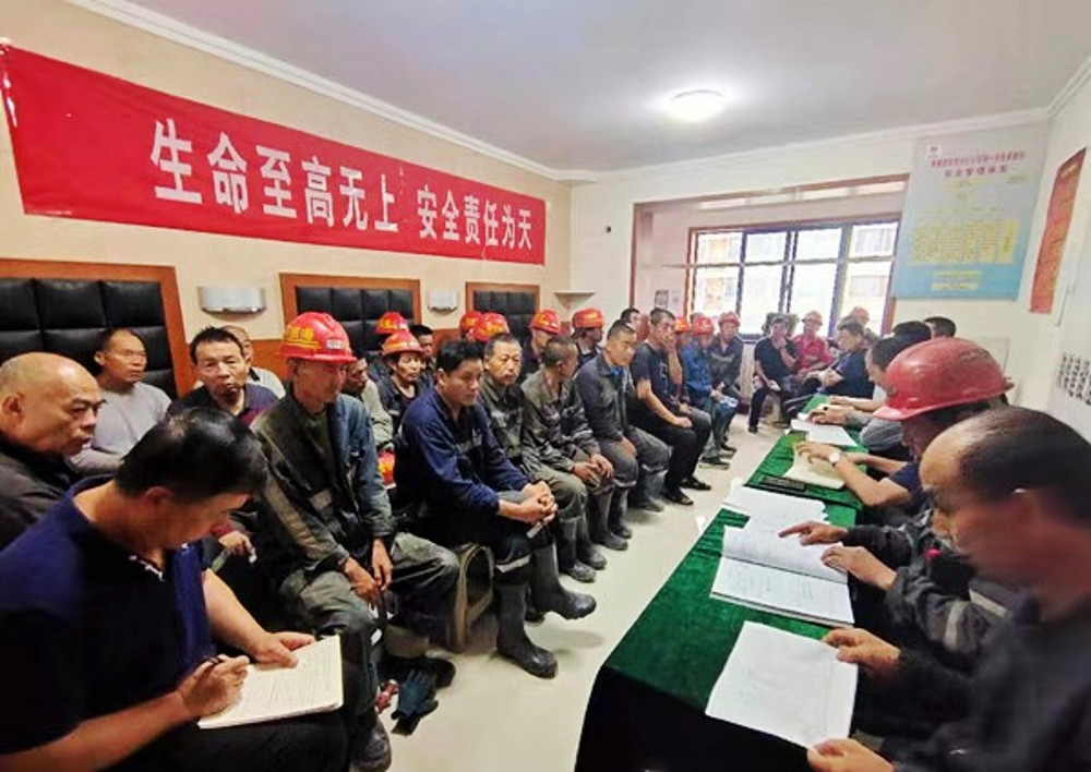 陜煤建設(shè)澄合分公司第一安裝項(xiàng)目部強(qiáng)化現(xiàn)場安全管理出實(shí)招！