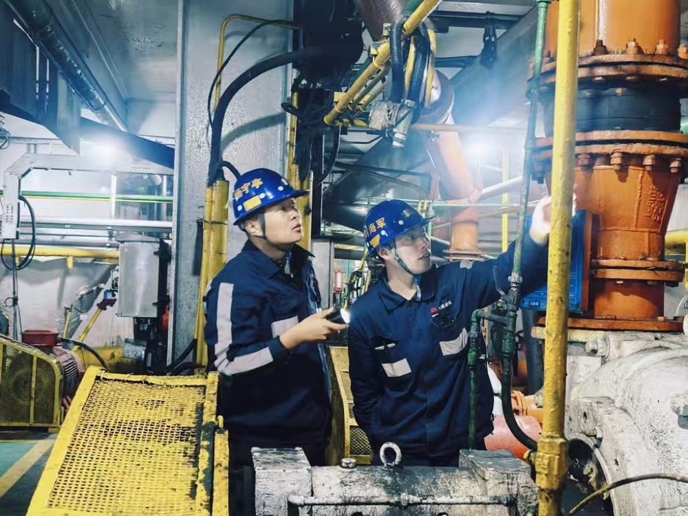 陜煤建設(shè)洗選煤運營公司紅柳林洗煤廠項目部：實干攻堅奪“雙過半” 乘勢奮進沖刺“下半程”