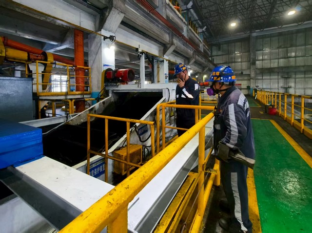 陜煤建設(shè)洗選煤運營公司紅柳林洗煤廠項目部：心有猛虎，細嗅薔薇