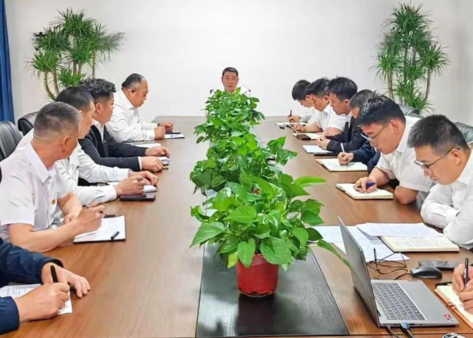 陜煤建設(shè)煤礦運(yùn)營(yíng)服務(wù)分公司：迎戰(zhàn)“秋老虎”筑牢“防汛堤” 打響季節(jié)性安全攻堅(jiān)戰(zhàn)