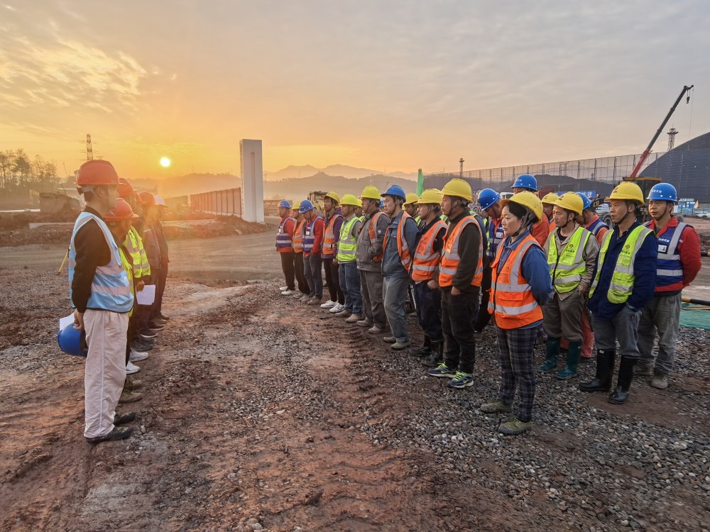 陜煤建設(shè)銅煤公司：步履堅(jiān)實(shí)走好開(kāi)源節(jié)流雙步伐